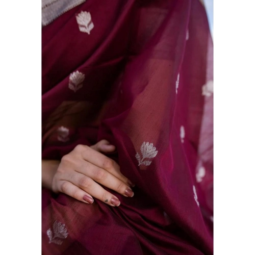Women's Cotton Printed Saree With Unstitched Blouse 5.5Mtr (Maroon) Women's Cotton Printed Saree With Unstitched Blouse 5.5Mtr (Maroon)