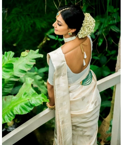 Generic Women's Silk Printed Saree With Unstitched Blouse 5.5Mtr (White)