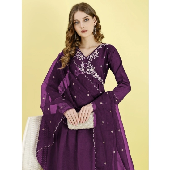 Generic Women's Vichitra Embroidery 3-4th Sleeve V Neck Alia Cut Kurti Set With Dupatta (Wine) Generic Women's Vichitra Embroidery 3-4th Sleeve V Neck Alia Cut Kurti Set With Dupatta (Wine)