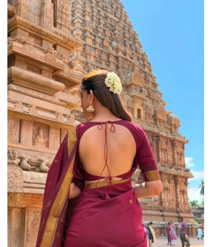 Generic Women's Jacquard Self Design Bollywood Saree With Unstitched Blouse (5.5Mtr, Maroon)