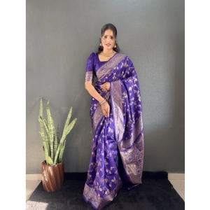 Generic Women's Silk Blend Woven Kanjivaram Saree With Unstitched Blouse (5.5Mtr, Purple)