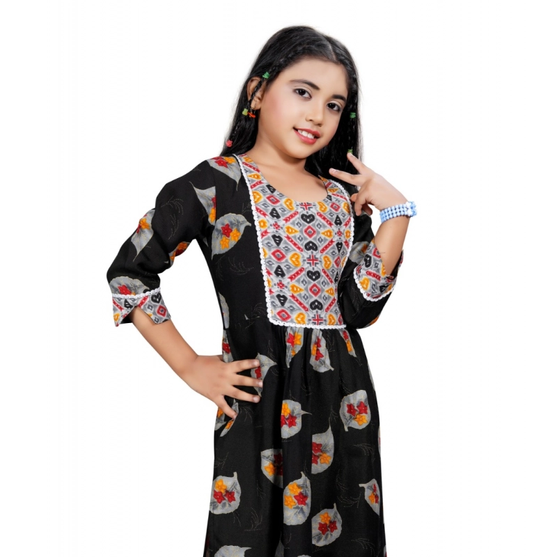 Girl's Reyon Printed Kurti And Pyjama Set (Black) Girl's Reyon Printed Kurti And Pyjama Set (Black)