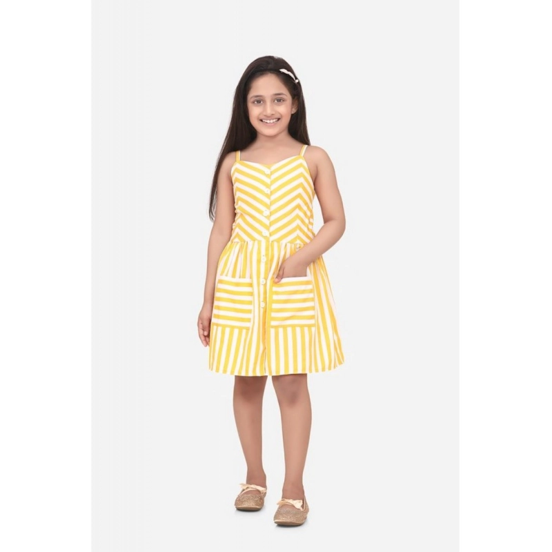 Girl's Polyester Cotton Blend Striped Sleeveless Round Neck Dress (Yellow)