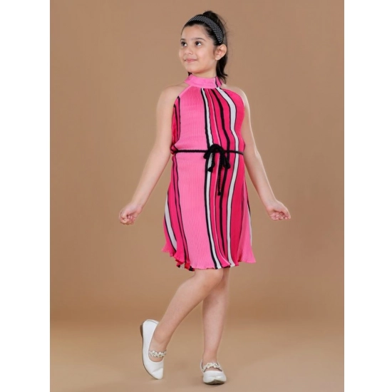 Generic Girl's Polyester Crepe Printed Sleeveless Round Neck Dress (Pink)