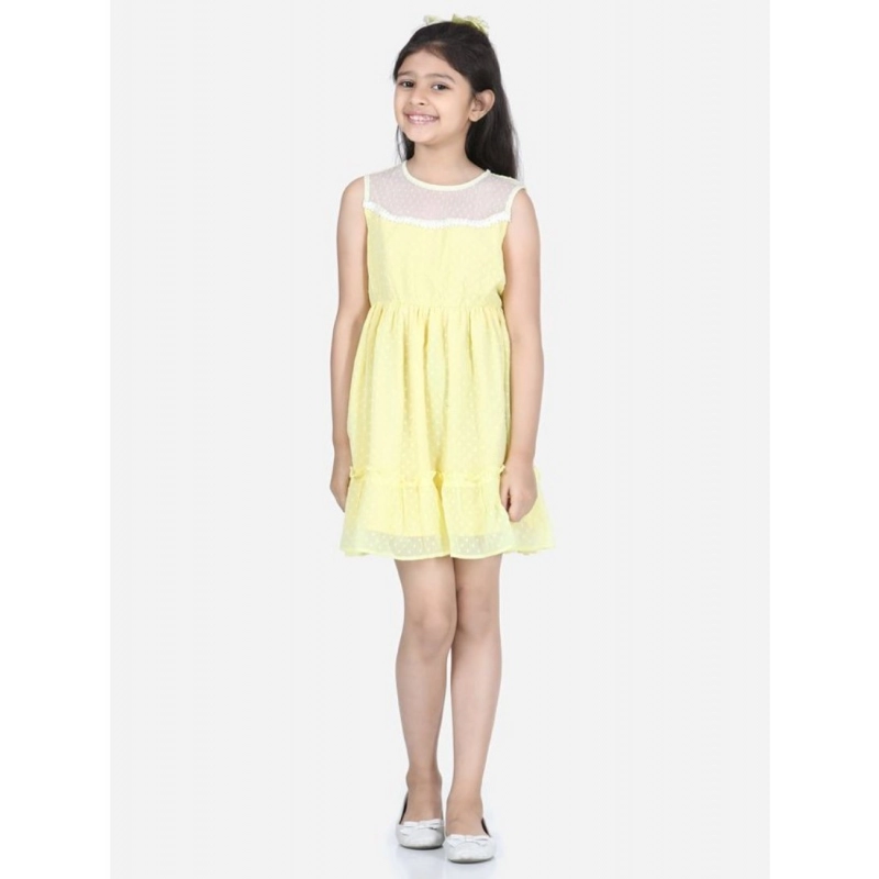 Girl's Polyester Dobby Floral Printed Sleeveless Round Neck Dress (Yellow)