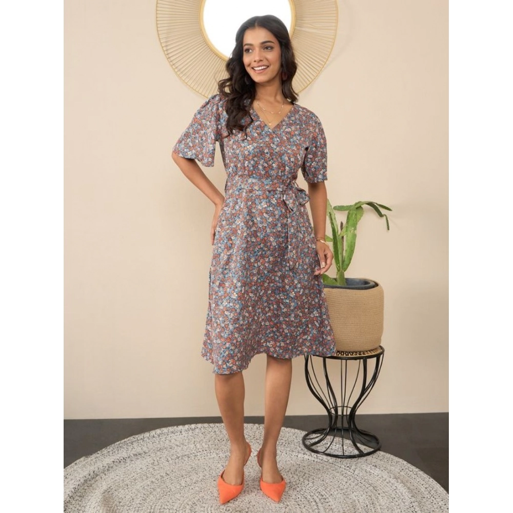 Generic Women's Polyester Moss Floral V-Neck Bell Sleeve Dress (Grey) Generic Women's Polyester Moss Floral V-Neck Bell Sleeve Dress (Grey)