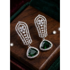 Generic Women's Brass Silver Plated Drop Earrings (Green)