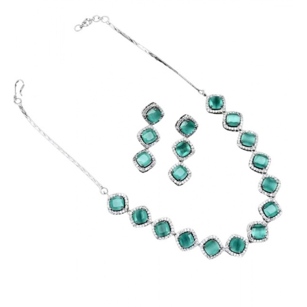 Generic Women's Brass Silver Plated Necklace set (Turquoise) Generic Women's Brass Silver Plated Necklace set (Turquoise)