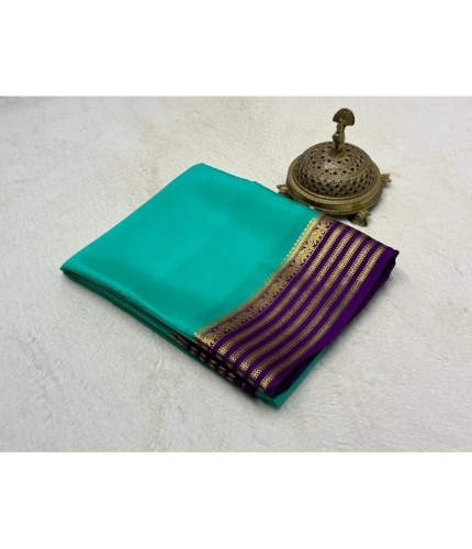 Generic Women's Crepe Chit Pallu Solid Saree With Unstitched Blouse 5.5Mtr (Sky Blue)