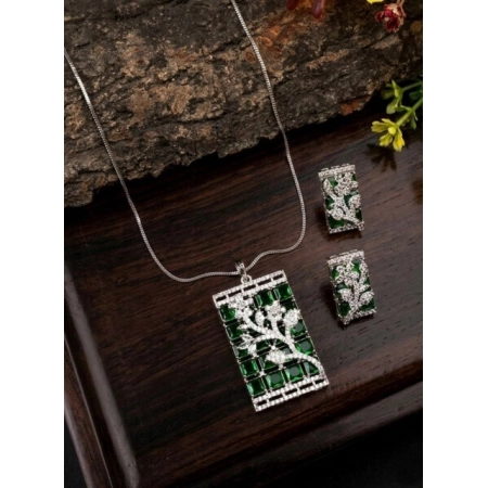 Generic Women's Brass Silver Plated Pendant Set (Green)