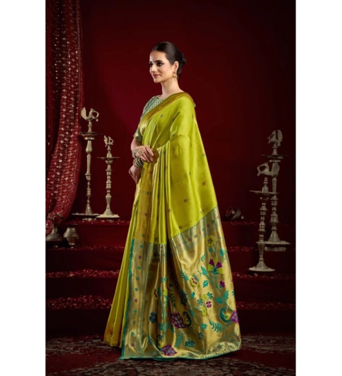 Generic Women's Silk Blend Woven Saree With Unstitched Blouse 5.5 Mtr (Light_Green)