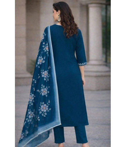 Generic Women's Chanderi Silk Ethnic Motif V-Neck 3/4th Sleeve Kurti With Pant Dupatta Set (Teal)