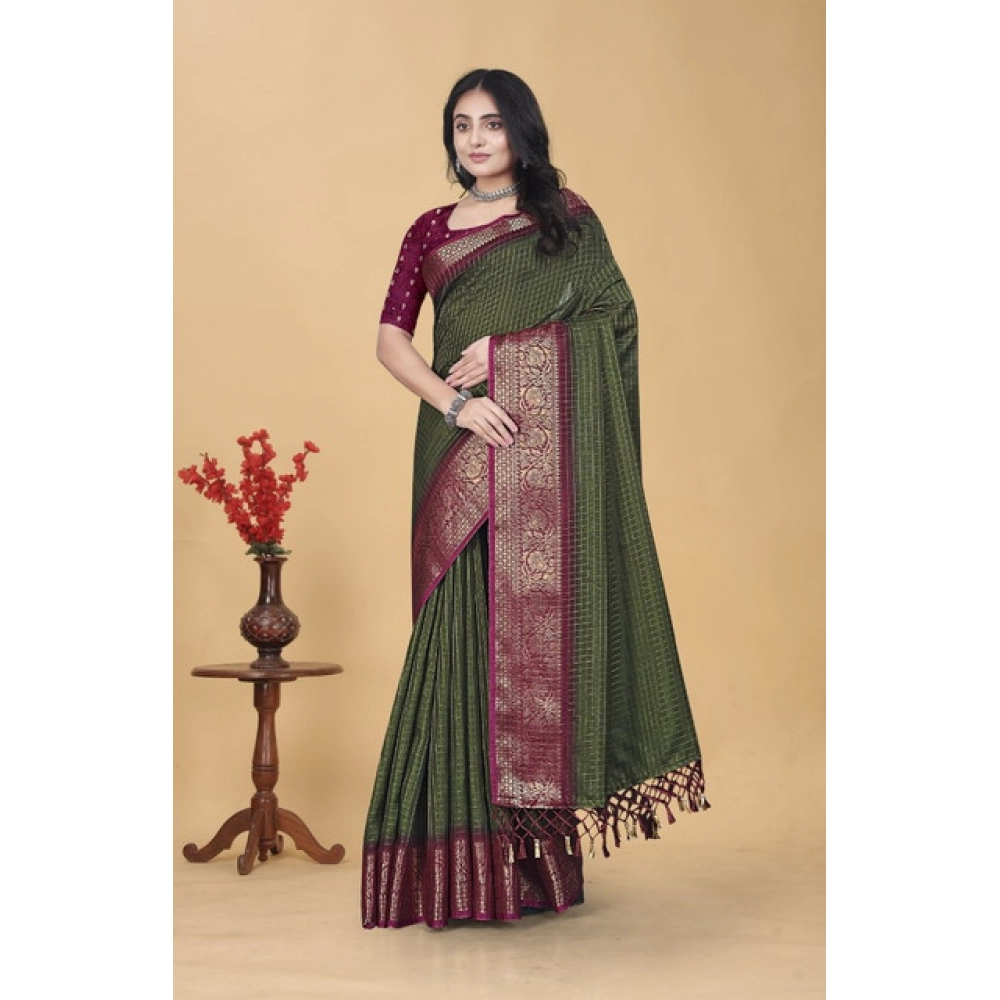 Women's Cotton Blend Checkered Saree With Unstitched Blouse 5.5Mtr (Green)