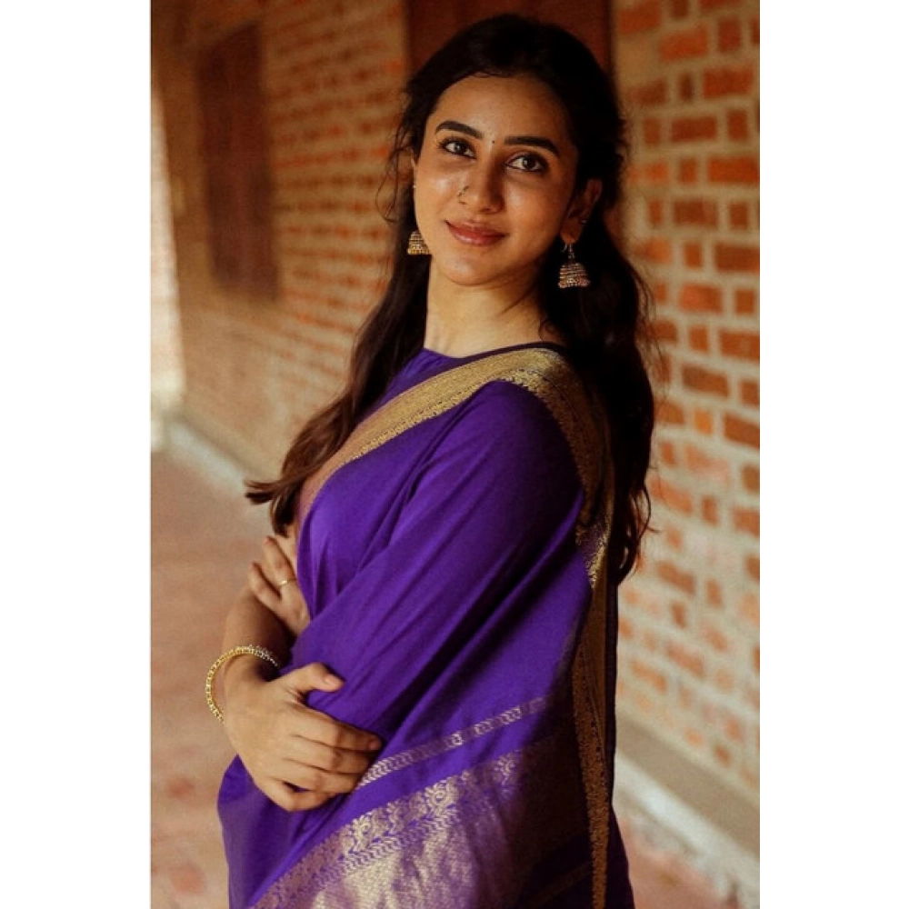 Generic Women's Soft Litchi Silk Jacquard Work Saree With Unstitched Blouse 5.5Mtr (Blue) Generic Women's Soft Litchi Silk Jacquard Work Saree With Unstitched Blouse 5.5Mtr (Blue)