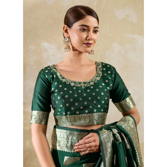 Generic Women's Silk Blend Printed Saree With Unstitched Blouse 5.5Mtr (Dark Green) Generic Women's Silk Blend Printed Saree With Unstitched Blouse 5.5Mtr (Dark Green)