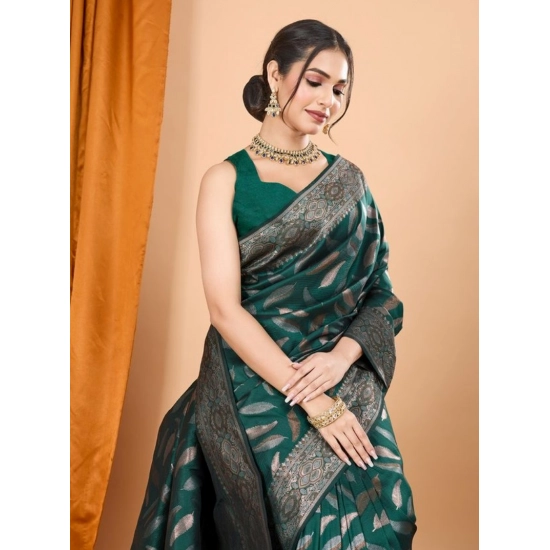 Generic Women's Soft Silk Jacquard Saree With Unstitched Blouse 5.5Mtr (Green)