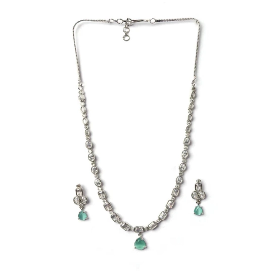Generic Women's Brass Silver Plated Necklace set (Turquoise) Generic Women's Brass Silver Plated Necklace set (Turquoise)
