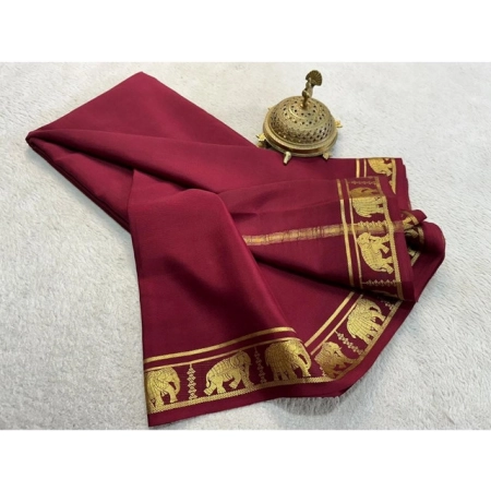 Generic Women's Crepe Chit Pallu Solid Saree With Unstitched Blouse 5.5Mtr (Maroon) Generic Women's Crepe Chit Pallu Solid Saree With Unstitched Blouse 5.5Mtr (Maroon)