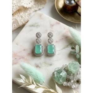 Generic Women's Brass Silver Plated Drop Earrings (Turquoise)