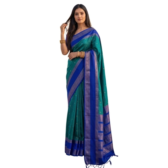 Generic Women's Silk Blend Printed Saree With Unstitched Blouse 5.5Mtr (Teal-Blue) Generic Women's Silk Blend Printed Saree With Unstitched Blouse 5.5Mtr (Teal-Blue)