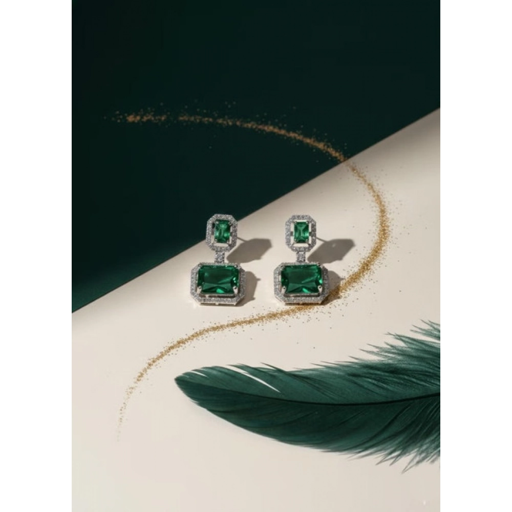 Generic Women's Brass Silver Plated Drop Earrings (Green)