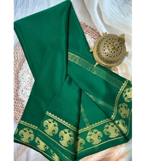 Generic Women's Crepe Chit Pallu Solid Saree With Unstitched Blouse 5.5Mtr (Green)