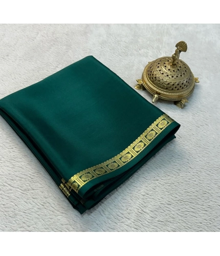 Generic Women's Crepe Chit Pallu Solid Saree With Unstitched Blouse 5.5Mtr (Green)