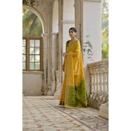 Generic Women's Silk_Blend Ethnic Ikat Pattern Saree With Unstitched Blouse 5.5Mtr (Yellow)