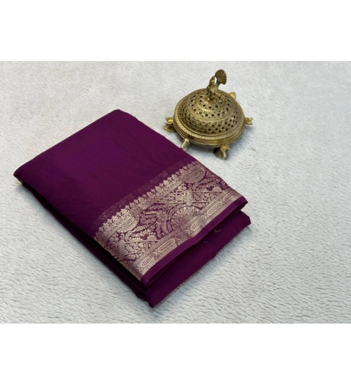 Generic Women's Crepe Chit Pallu Solid Saree With Unstitched Blouse 5.5Mtr (Purple)