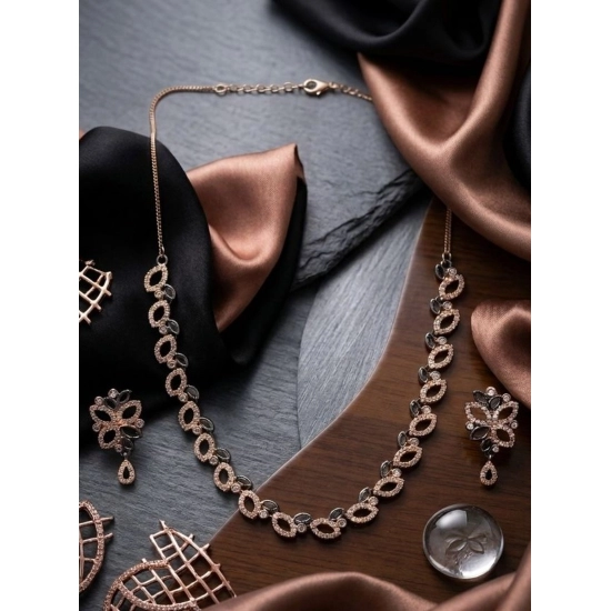 Generic Women's Brass Silver Plated Necklace set (Silver) Generic Women's Brass Silver Plated Necklace set (Silver)