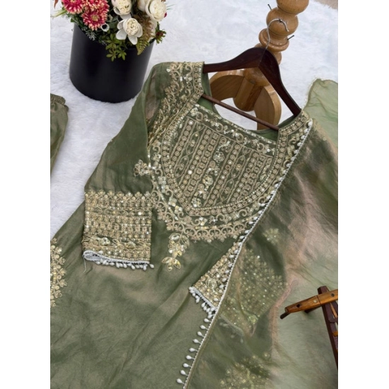 Generic Women's Silk Embroidered 3/4th Sleeve Round Kurti With Sharara Pant and Dupatta Set (Green) Generic Women's Silk Embroidered 3/4th Sleeve Round Kurti With Sharara Pant and Dupatta Set (Green)