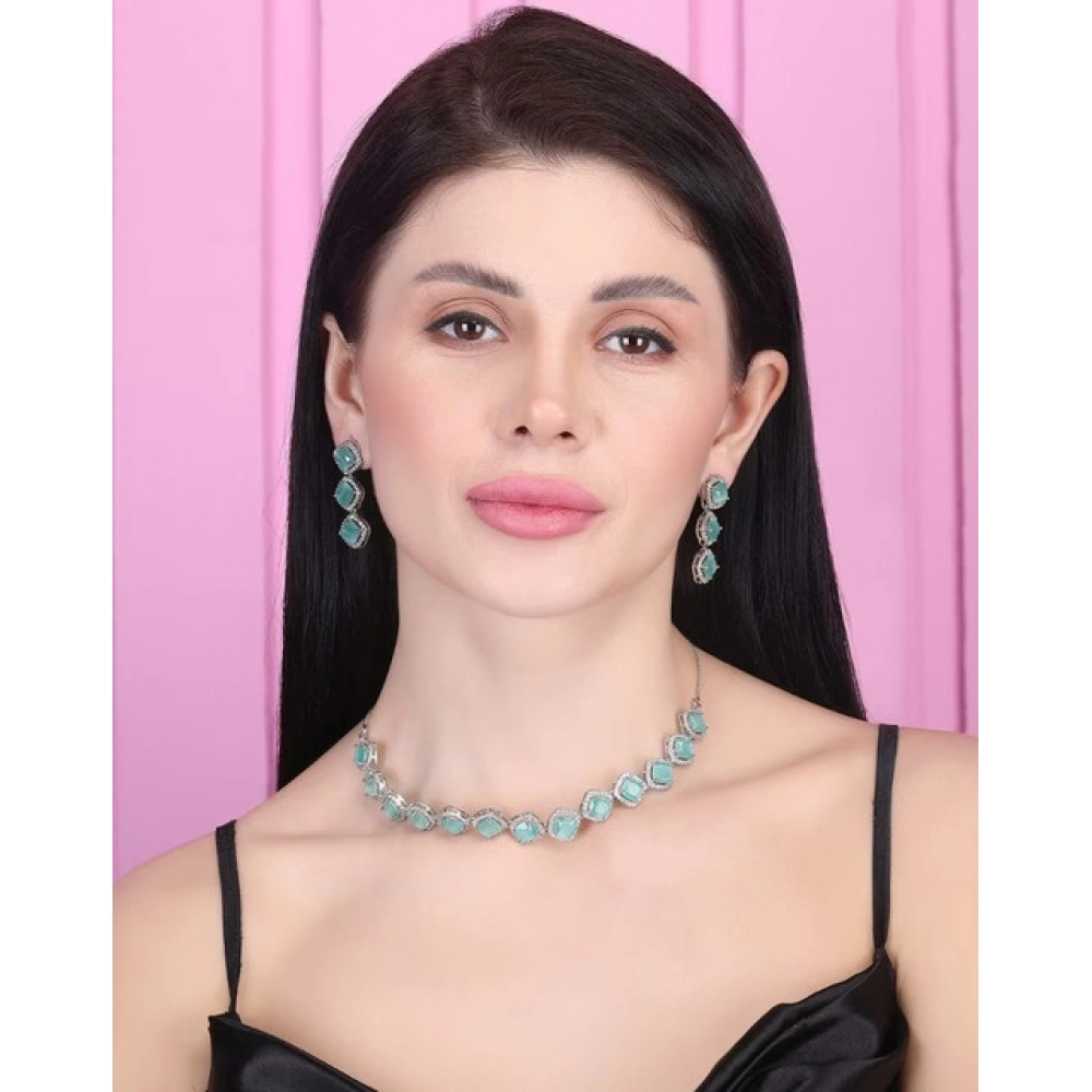Generic Women's Brass Silver Plated Necklace set (Turquoise) Generic Women's Brass Silver Plated Necklace set (Turquoise)