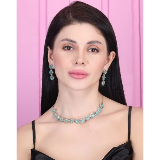 Generic Women's Brass Silver Plated Necklace set (Turquoise) Generic Women's Brass Silver Plated Necklace set (Turquoise)