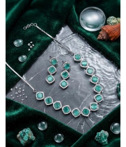 Generic Women's Brass Silver Plated Necklace set (Turquoise)