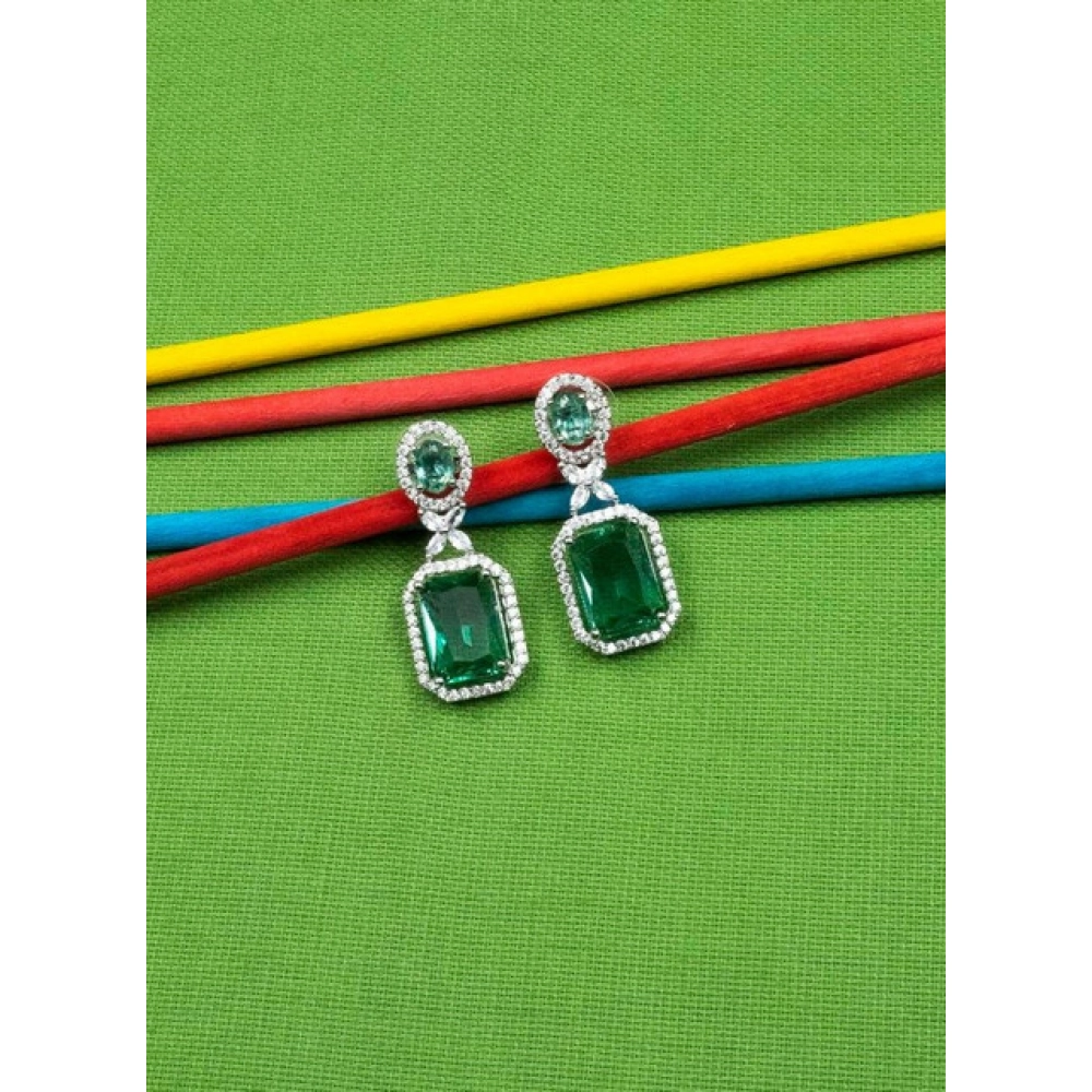 Generic Women's Brass Silver Plated Drop Earrings (Green) Generic Women's Brass Silver Plated Drop Earrings (Green)