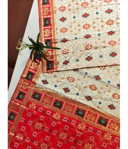 Generic Women's Patola Silk Meena And Zari Woven Saree With Unstitched Blouse 5.5Mtr (White)