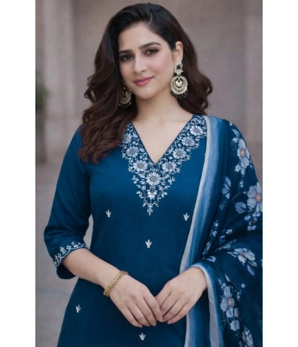 Generic Women's Chanderi Silk Ethnic Motif V-Neck 3/4th Sleeve Kurti With Pant Dupatta Set (Teal)