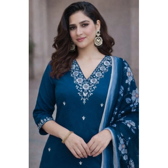 Generic Women's Chanderi Silk Ethnic Motif V-Neck 3/4th Sleeve Kurti With Pant Dupatta Set (Teal) Generic Women's Chanderi Silk Ethnic Motif V-Neck 3/4th Sleeve Kurti With Pant Dupatta Set (Teal)