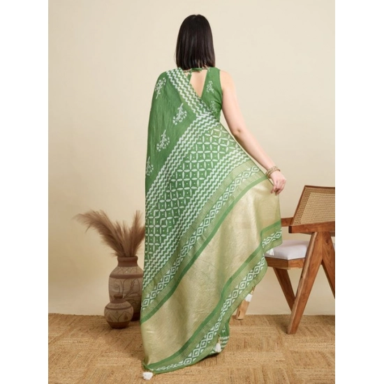Generic Women's Semi Cotton Printed Saree With Unstitched Blouse 5.5Mtr (Mint-Green) Generic Women's Semi Cotton Printed Saree With Unstitched Blouse 5.5Mtr (Mint-Green)