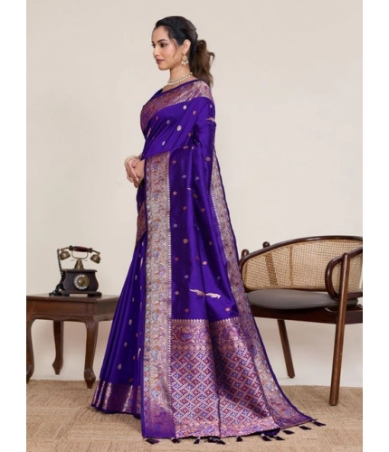 Generic Women's Jacquard Woven Saree With Unstitched Blouse 5.5Mtr (Blue)