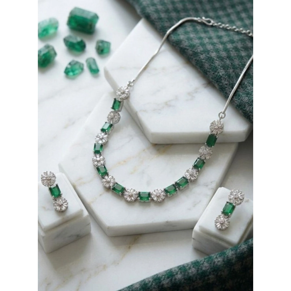 Generic Women's Brass Silver Plated Necklace set (Green)