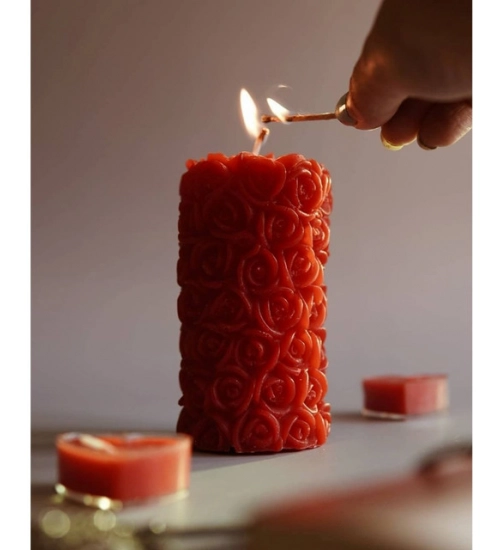 Generic Soya Wax Small Rose Designer Pillar Scented Candle