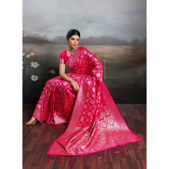 Generic Women's Silk Blend Printed Saree With Unstitched Blouse 5.5Mtr (Pink) Generic Women's Silk Blend Printed Saree With Unstitched Blouse 5.5Mtr (Pink)
