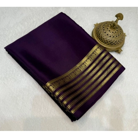 Generic Women's Crepe Chit Pallu Solid Saree With Unstitched Blouse 5.5Mtr (Dark Purple)