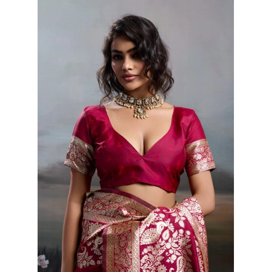 Generic Women's Silk Blend Printed Saree With Unstitched Blouse 5.5Mtr (Maroon) Generic Women's Silk Blend Printed Saree With Unstitched Blouse 5.5Mtr (Maroon)