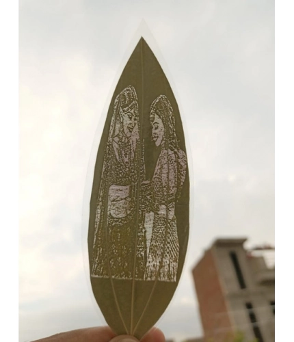 Generic Custom Engraved Leaf Art – Bride And Bridesmaid - Sister Bond Portrait on Natural Leaf
