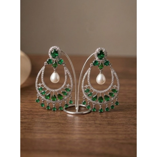 Generic Women's Brass Silver Plated Chandbali Earrings (Green) Generic Women's Brass Silver Plated Chandbali Earrings (Green)