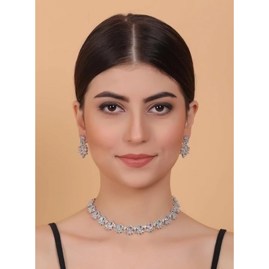 Generic Women's Brass Silver Plated Necklace set (Multicolor) Generic Women's Brass Silver Plated Necklace set (Multicolor)
