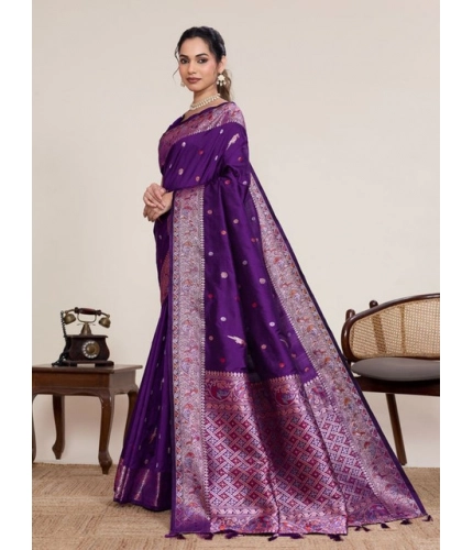 Generic Women's Jacquard Woven Saree With Unstitched Blouse 5.5Mtr (Purple)