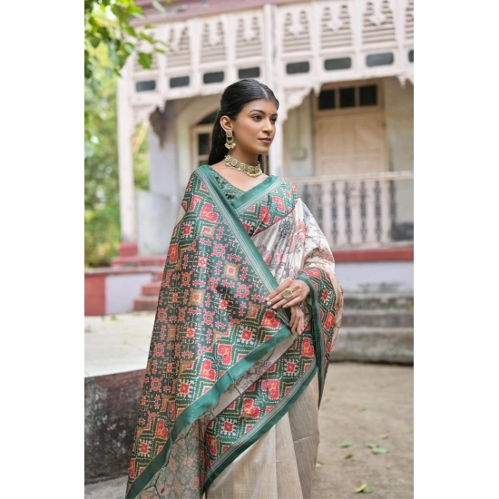 Generic Women's Faux_Tussar Floral Jal With Patola Print Saree With Unstitched Blouse 5.5Mtr (Teal) Generic Women's Faux_Tussar Floral Jal With Patola Print Saree With Unstitched Blouse 5.5Mtr (Teal)